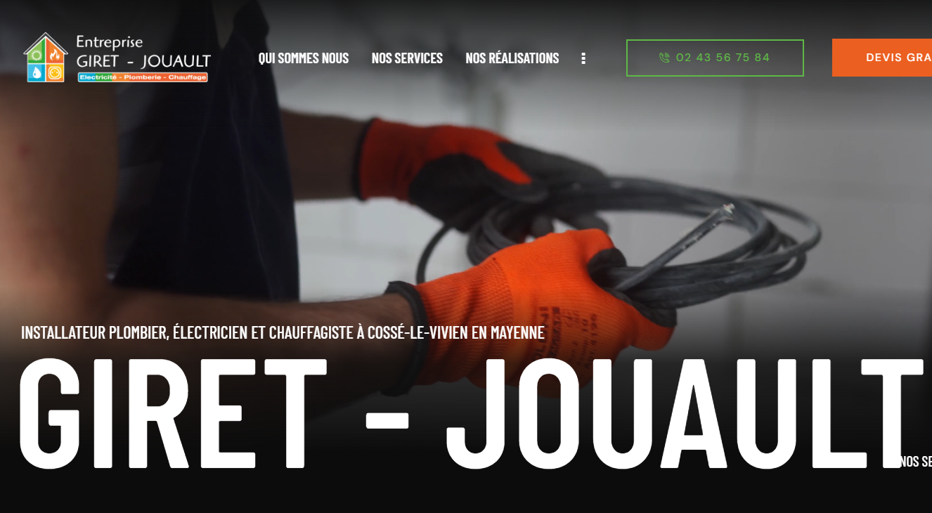Capture d’écran du site web de l'entreprise Giret-Jouault, à Cossé le vivien, Installateur plombier, électricien et chauffagiste. Refonte de Site réalisé par Webdo Design.